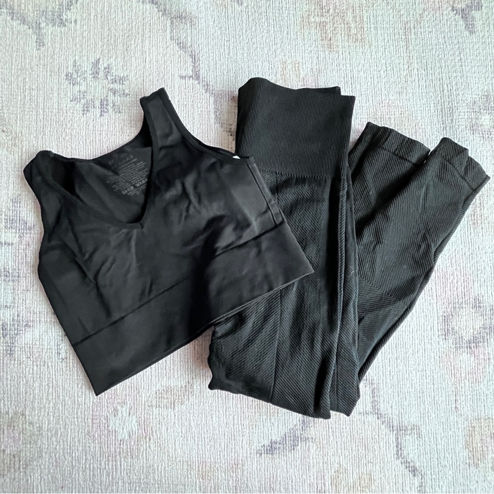 SPANX Athletic Workout SET Black Tank Top and High Waisted Leggings